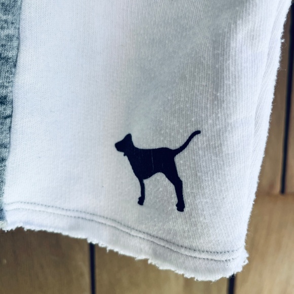 PINK Victoria’s Secret  GRAY & WHITE HOODED CROPPED SWEATSHIRT  Size XS - Picture 6 of 12